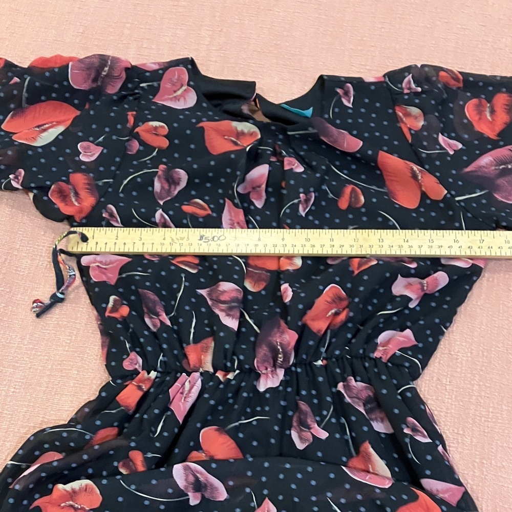 Enough About Me Montreal small wm’s Black / Red Floral midi or mini Dress - Picture 4 of 14